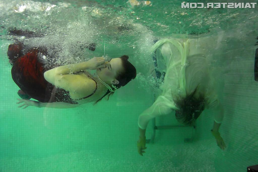16P Fully clothed MILFs Gina Killmer & Kety Pearl have some fun in the pool