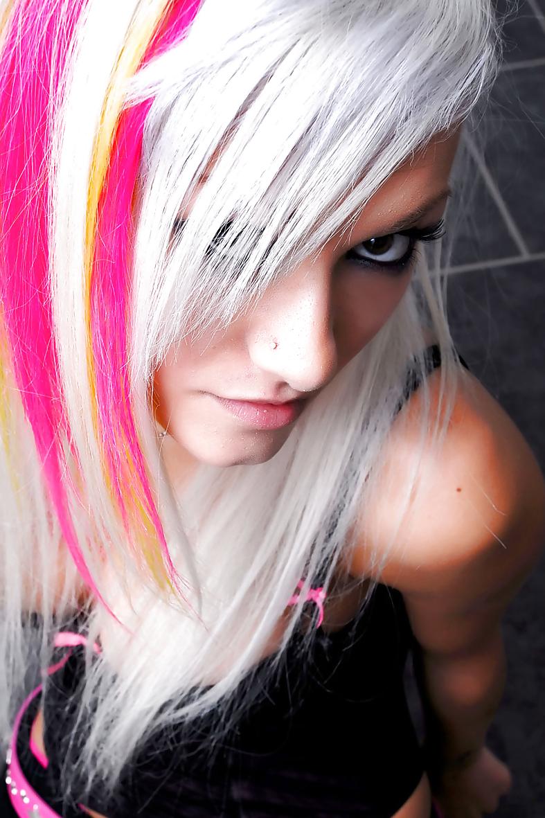 11P Russian Girls Emo st5