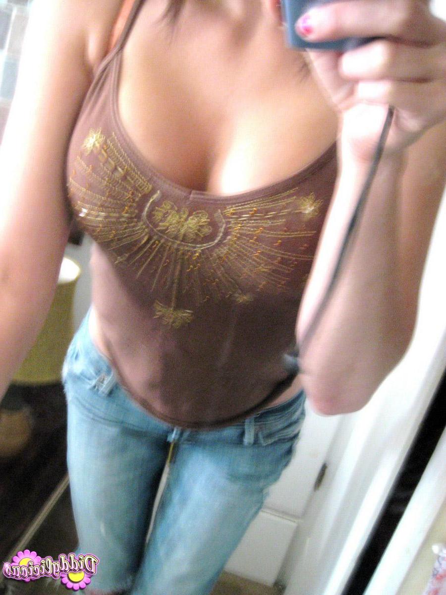 12P Horny teen Diddy takes pictures of her juicy tits in the mirror