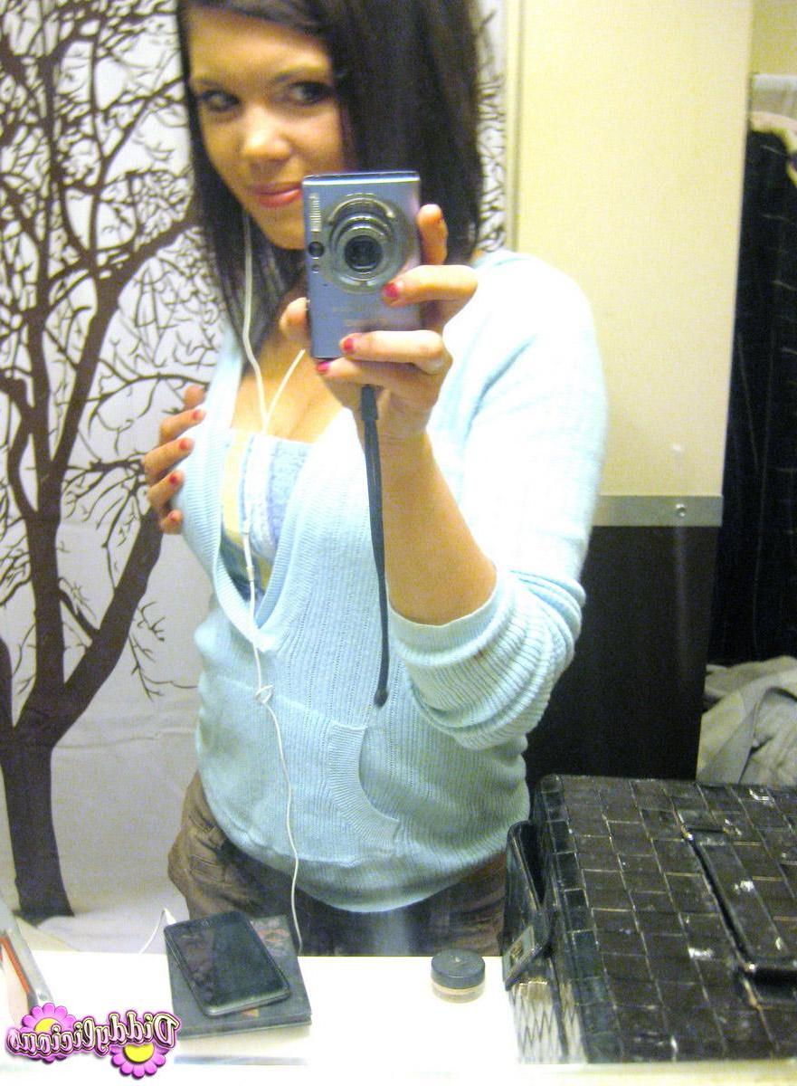 12P Horny teen Diddy takes pictures of her juicy tits in the mirror
