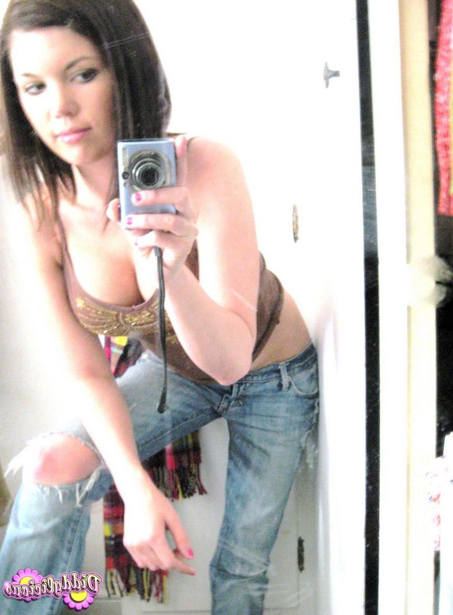 12P Horny teen Diddy takes pictures of her juicy tits in the mirror