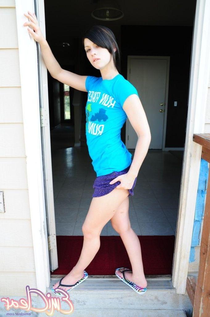 20P Pictures of Emi Clear stripping in the doorway