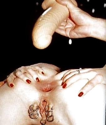 25P Anal Toy Girls
