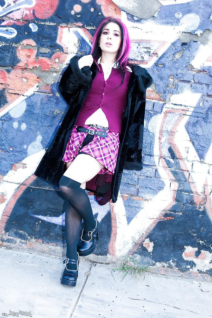 16P Amateur emo girl Joanna Angel takes off her hot skirt and sexy panties