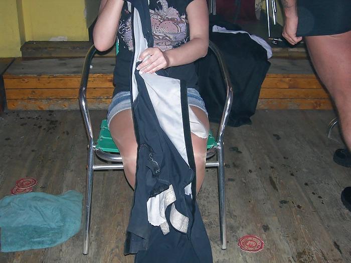 25P Hen With Stripper