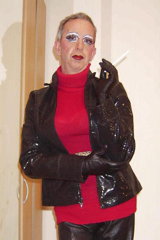 20P Master's sissy faggot steven jones