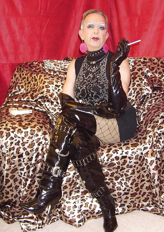 20P Master's sissy faggot steven jones