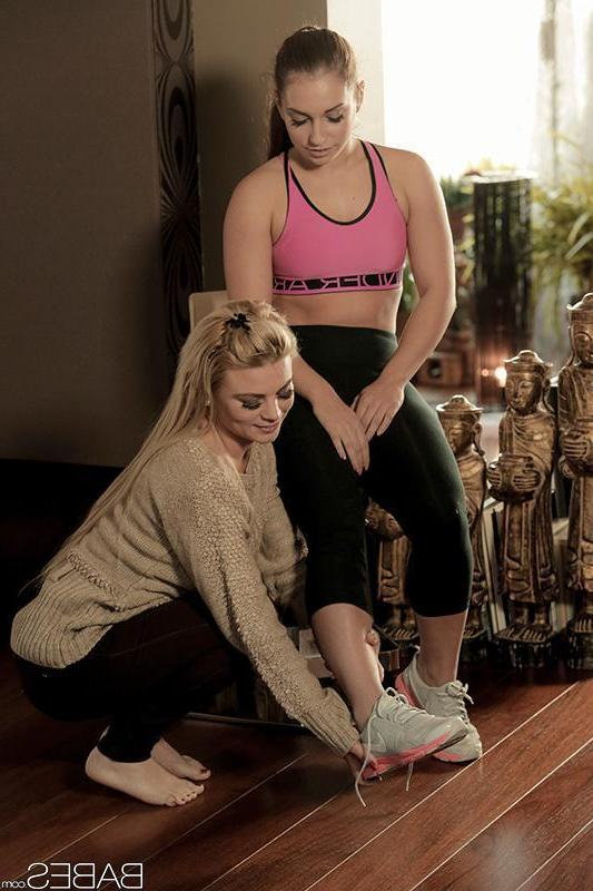 14P Jenny Glam and her stepmom Afrodity have a special bond