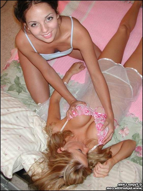20P Pictures of Taylor Little eating Jordan Capri's pussy