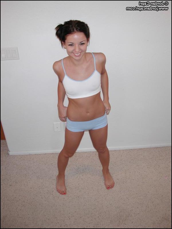 20P Pictures of Jordan Capri stripping naked for you