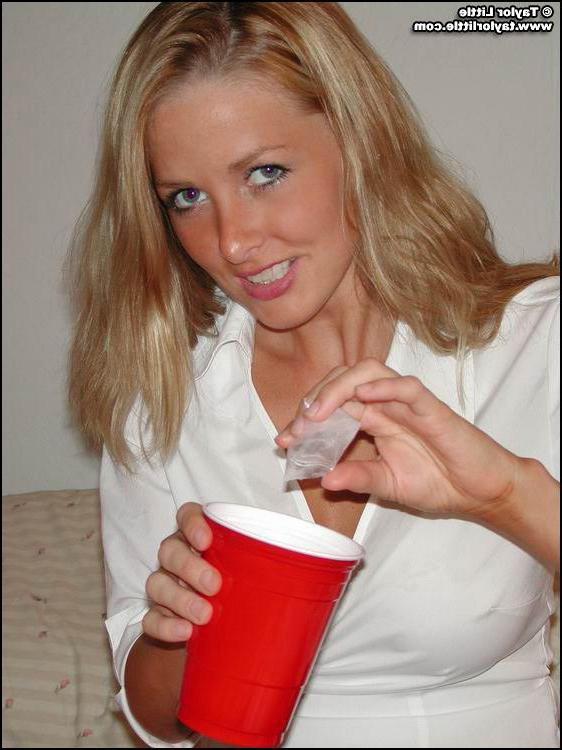 20P Pictures of two schoolgirls getting drunk and eating pussy