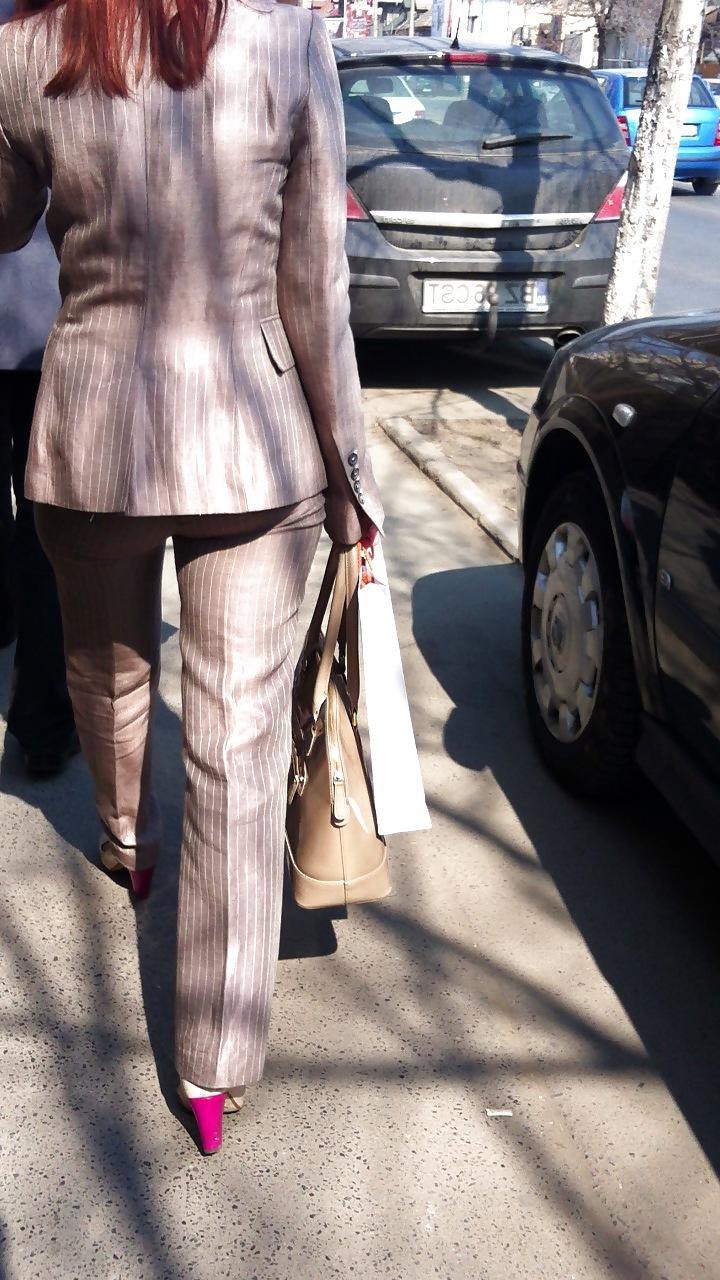23P Asses on the street