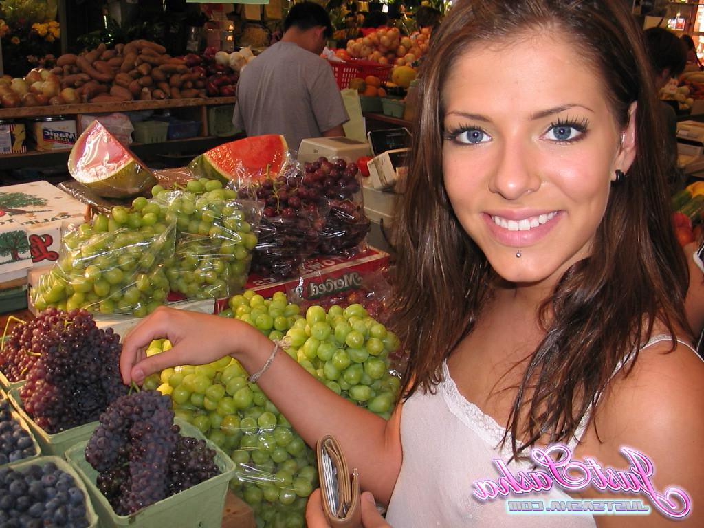 20P Pictures of teen Just Sasha showing off her nipples through her shirt