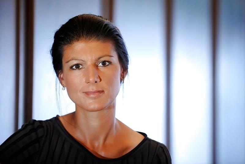 9P Promi-Wichsvorlagen (celebs) III - Sahra Wagenknecht