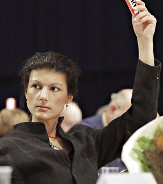 9P Promi-Wichsvorlagen (celebs) III - Sahra Wagenknecht
