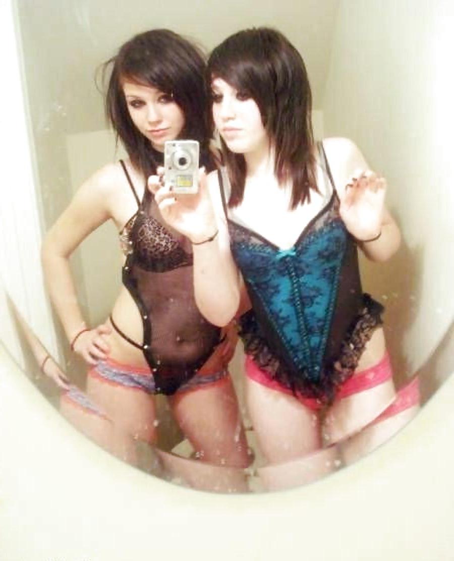 13P Emo Teens