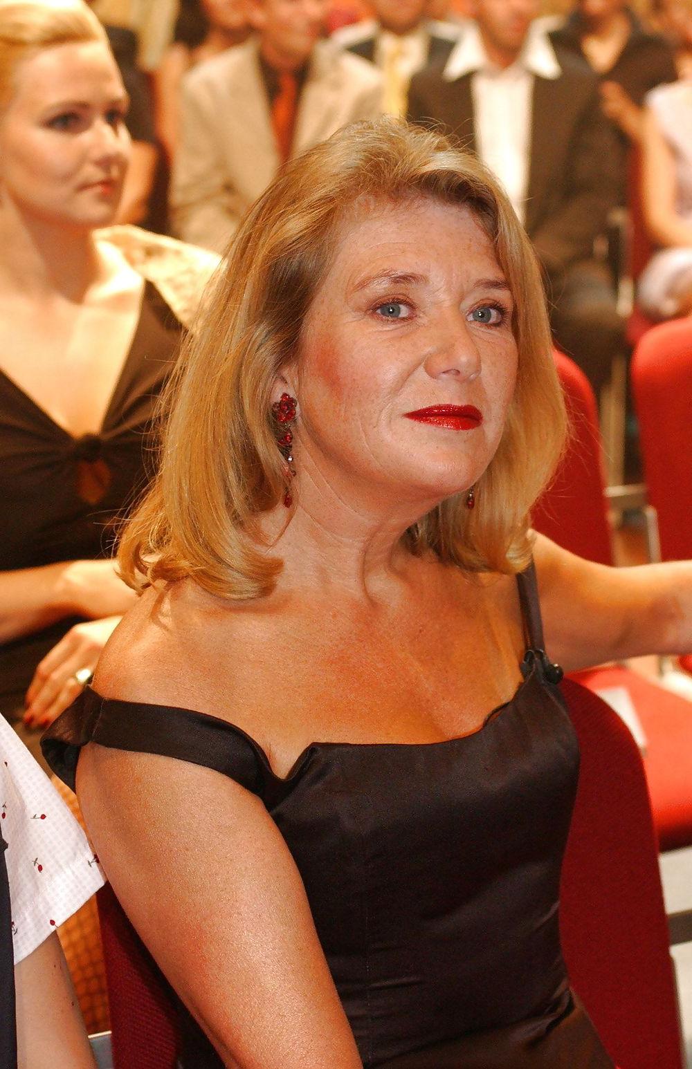 22P Jutta Speidel - Mature German Actor