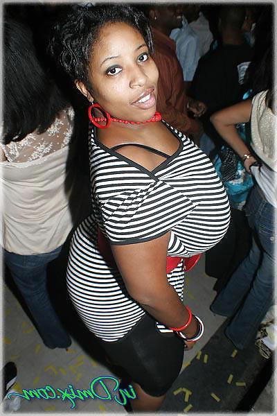 25P Big ass tits from club