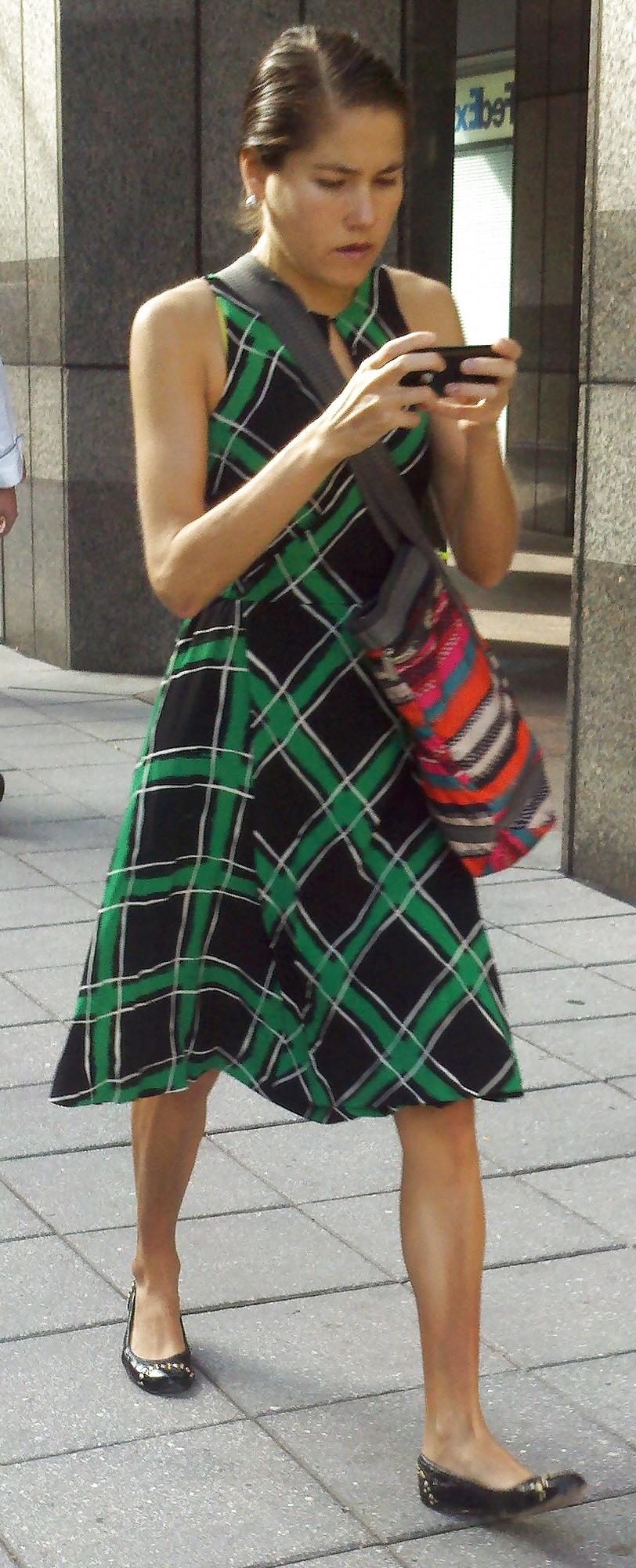 7P Philly Girls in the Street
