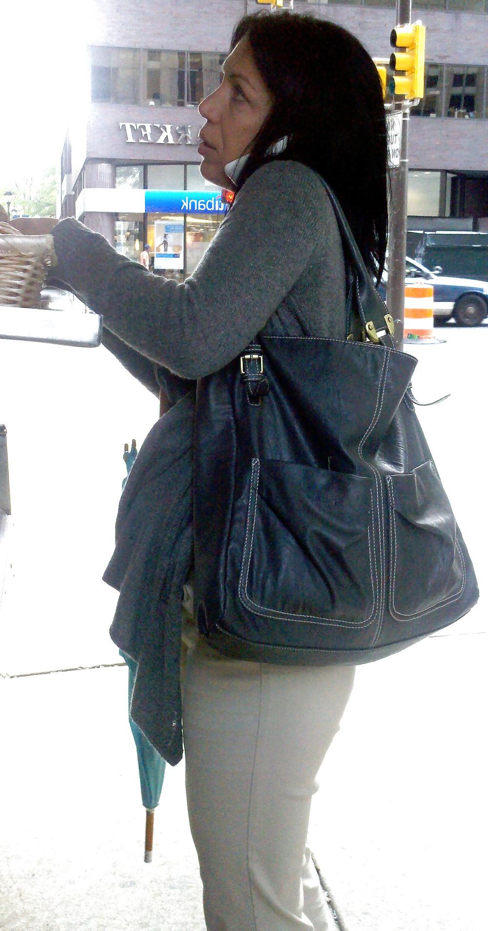 7P Philly Girls in the Street