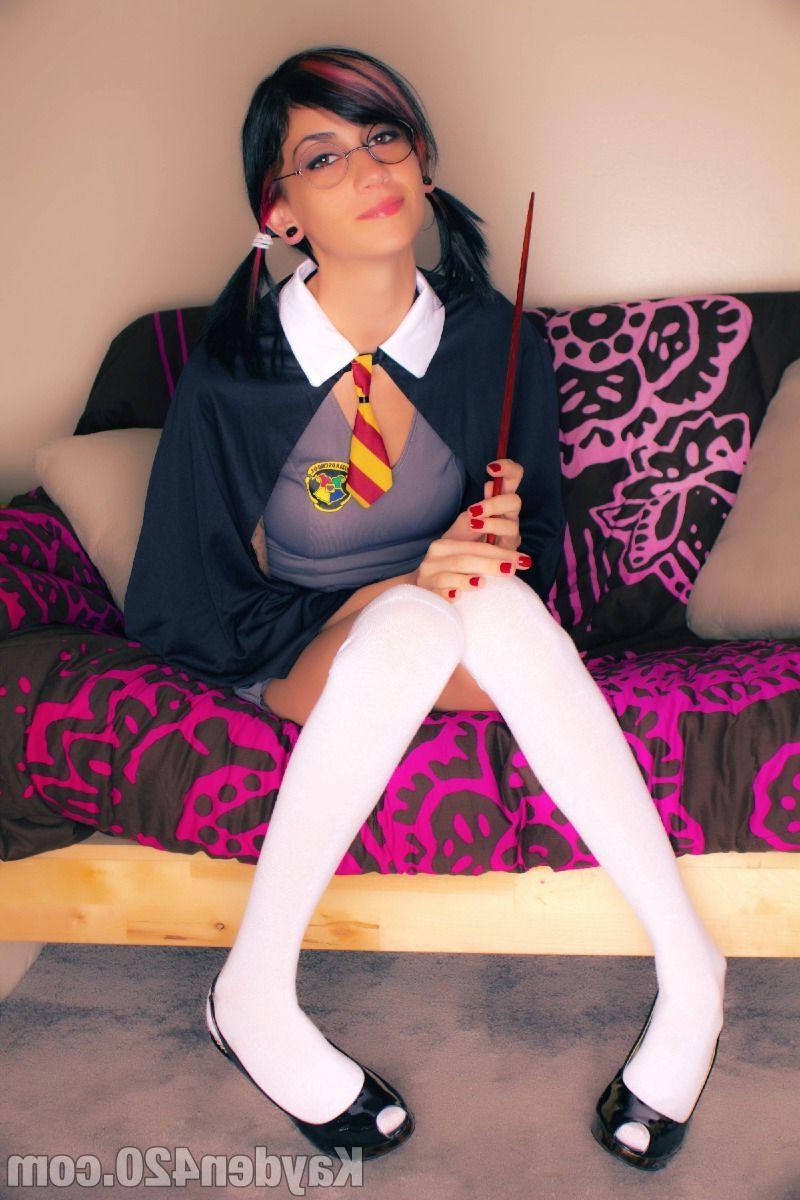 16P Pictures of Kayden 420 being naughty after a day at Hogwarts