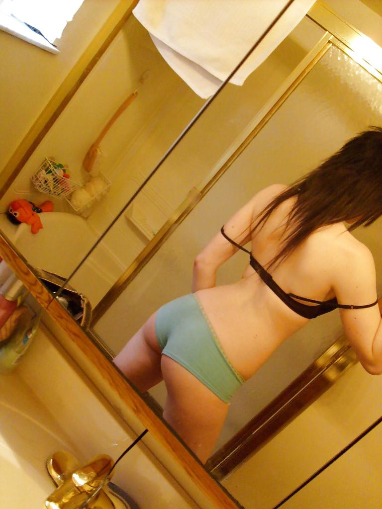 22P Beautiful emo teen selfshot