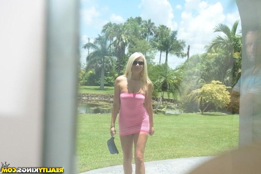 20P Blonde teen Layla Price enjoys a hot cum fiesta