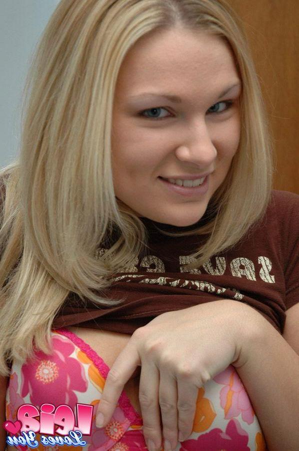 12P Pictures of Leia Loves You stripping to her panties