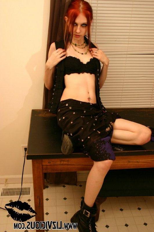 16P Liz getting naked on a desk