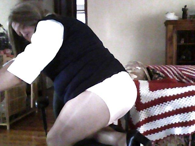 7P Me crossdressing
