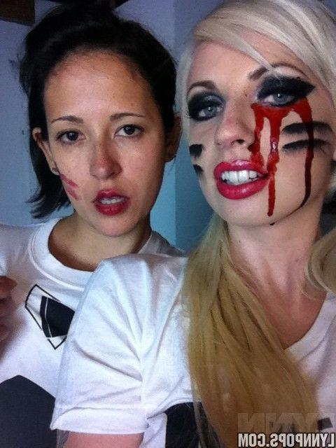 15P Pictures of Lynn Pops getting kinky for Halloween
