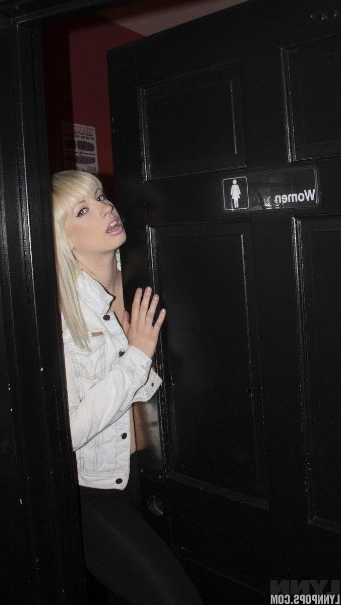 15P Pictures of Lynn Pops being all artsy and cutesie
