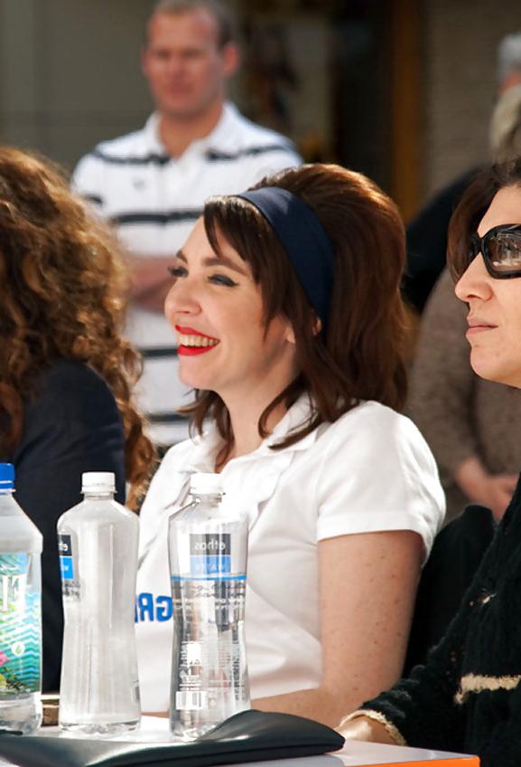 25P Stephanie Courtney: Flo from Progressive Insurance Ads