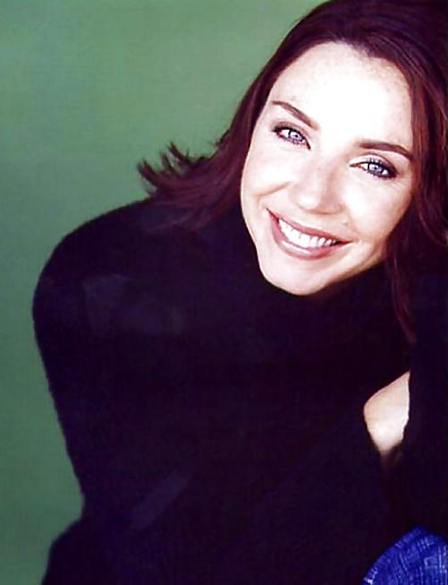 25P Stephanie Courtney: Flo from Progressive Insurance Ads