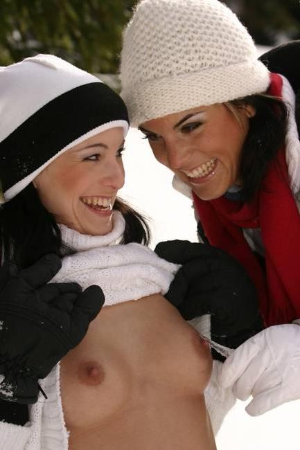 15P Pictures of teen cutie Mili Jay eating pussy on a ski trip