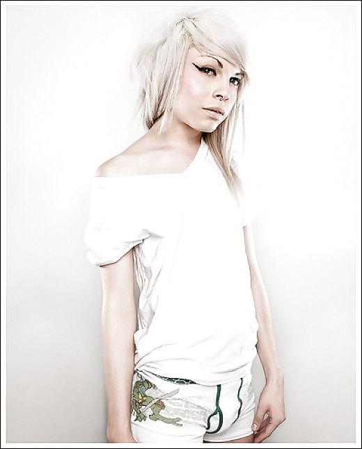 14P Cute emo girls 4.0