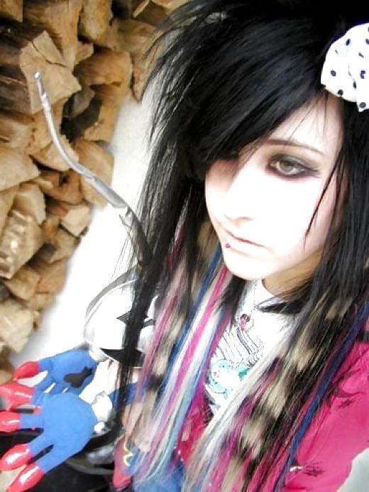 14P Cute emo girls 4.0
