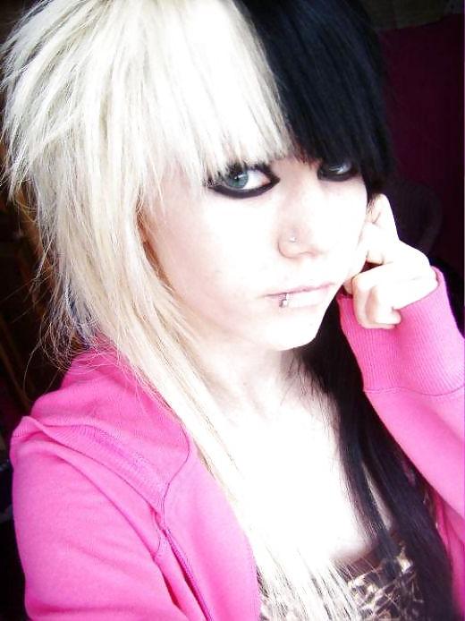 14P Cute emo girls 4.0