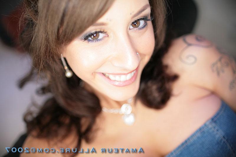 16P Gorgeous teen Mya gives head and eats cum