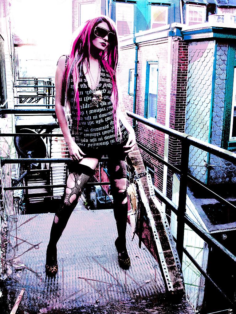 7P Punk & Tattoo & Piercing