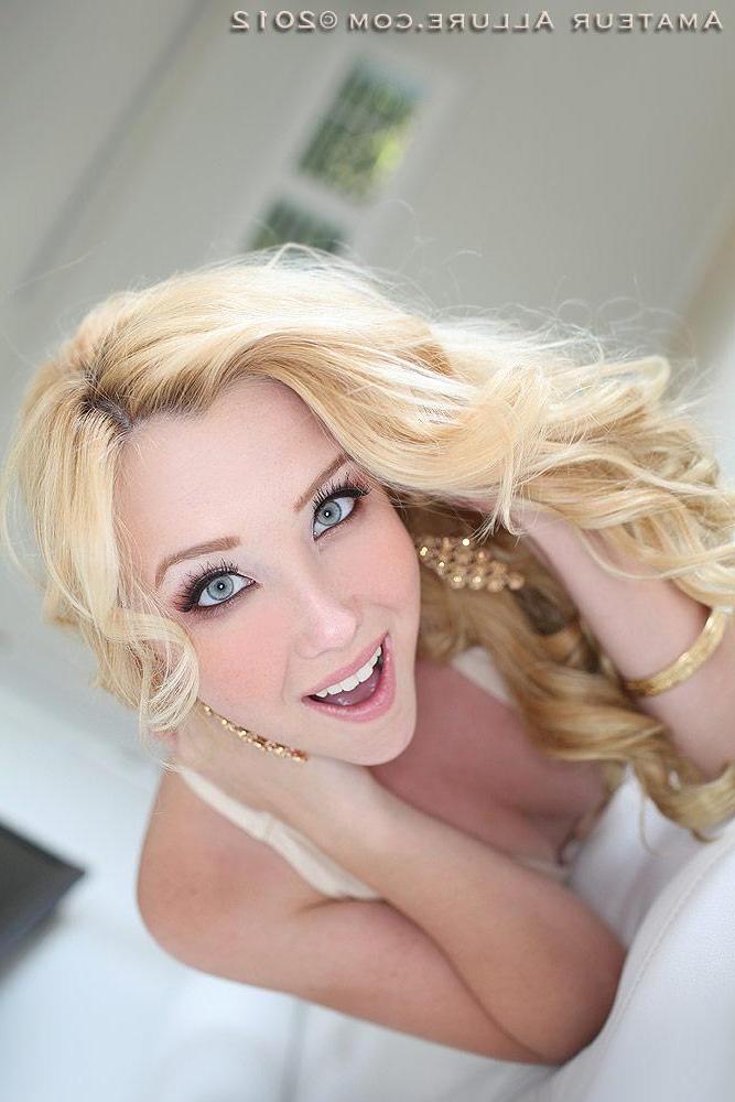 16P Pictures of delicious blonde teen Samantha sucking and fucking for a cum facial