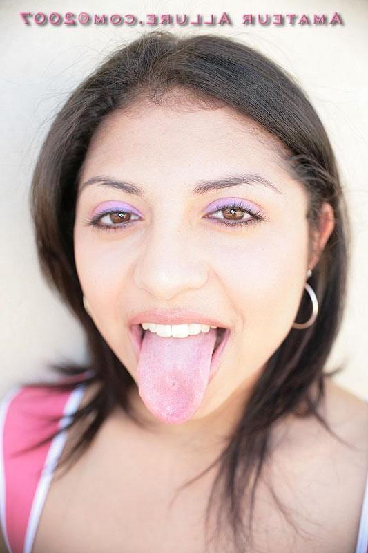 16P Cute young coed giving head and eating jizz