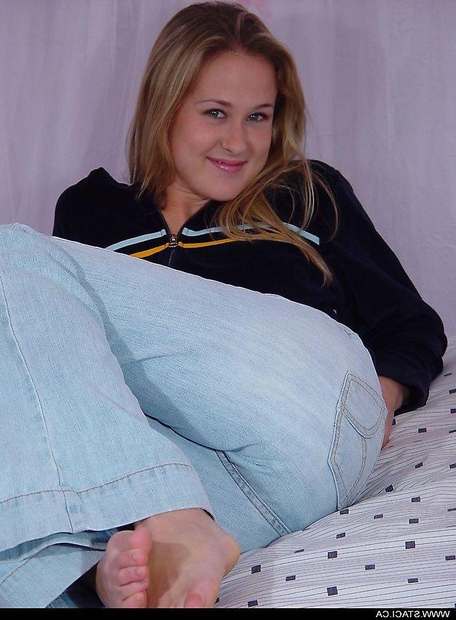 20P Bilder von Staci.ca, die sich für Sie nackt auszieht