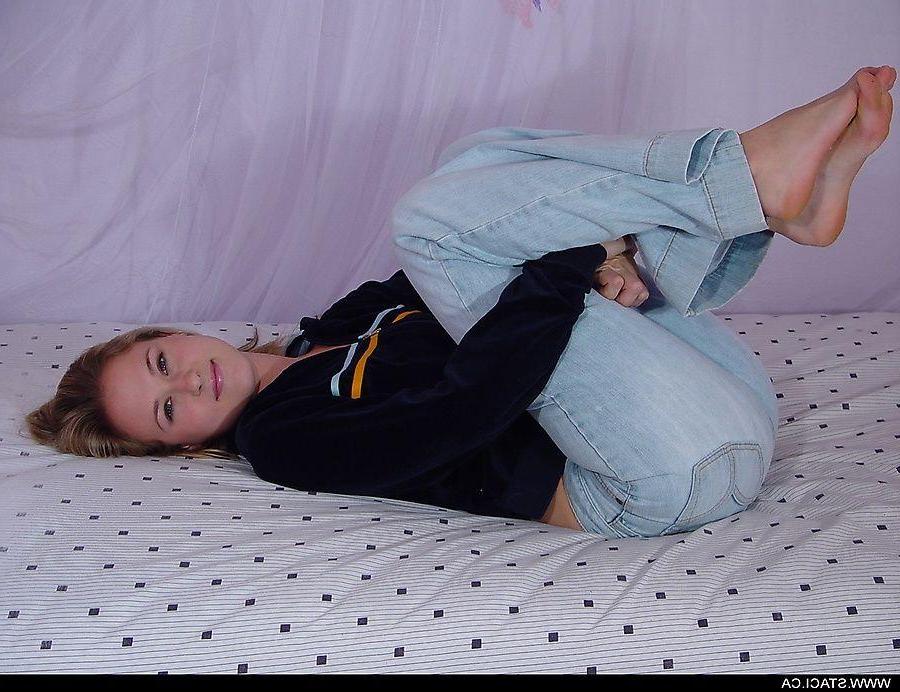 20P Bilder von Staci.ca, die sich für Sie nackt auszieht