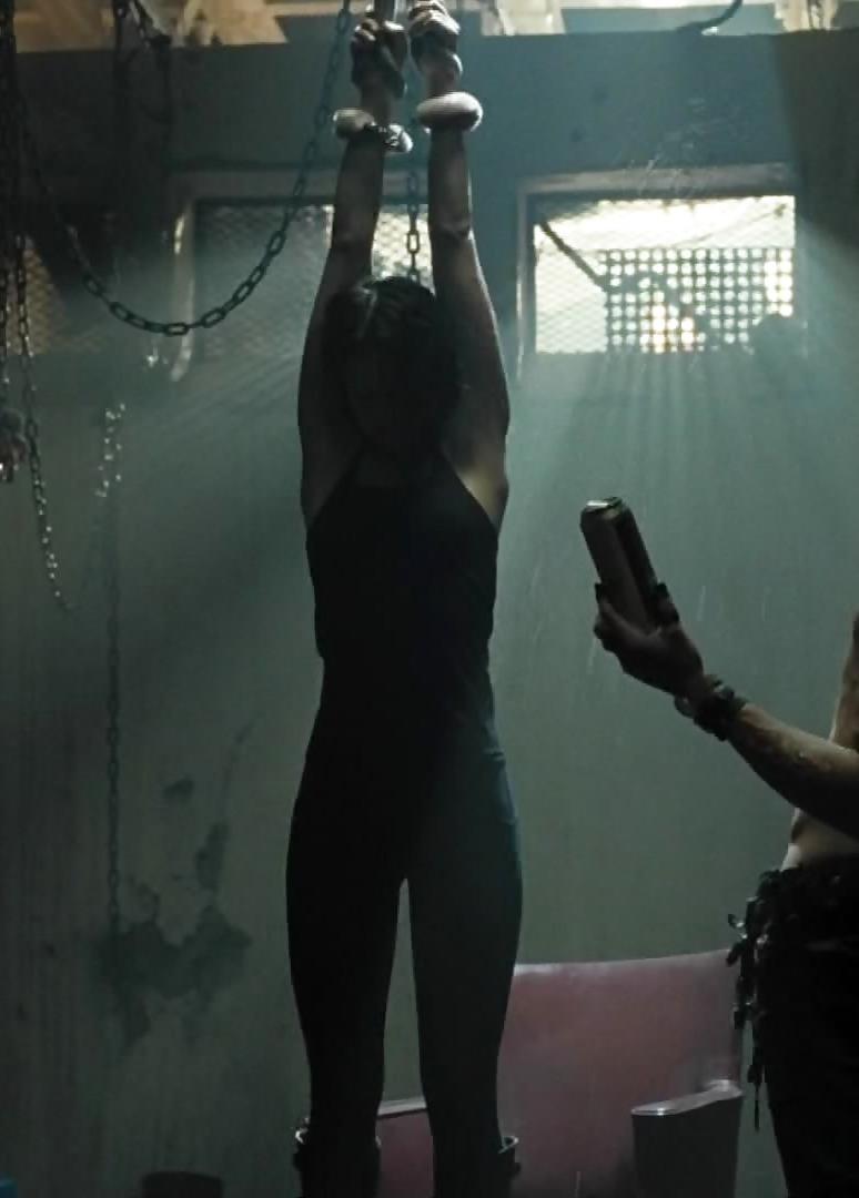 25P Rhona Mitra mega collection 