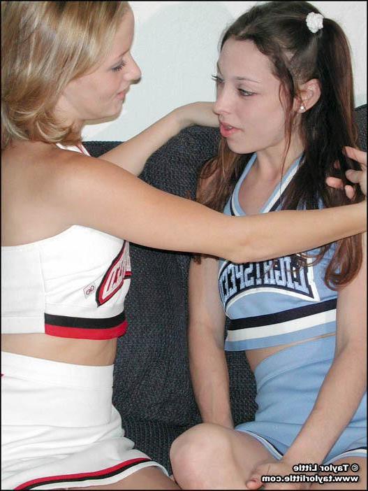 20P Pictures of 2 cheerleaders eating pussy