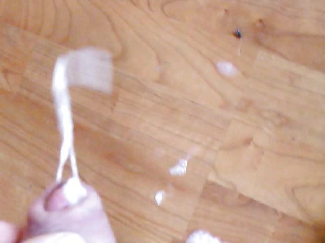7P Me Cumshot Creampie Floor big load