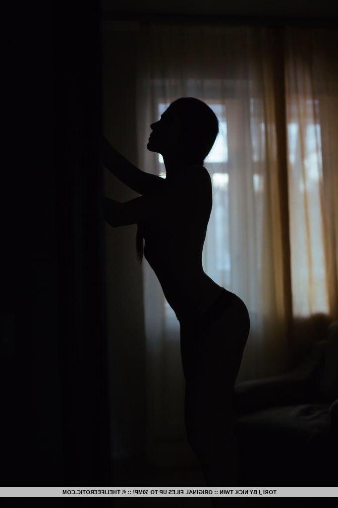 16P Beautiful brunette girl Tori J strips naked and flaunts her sexy body