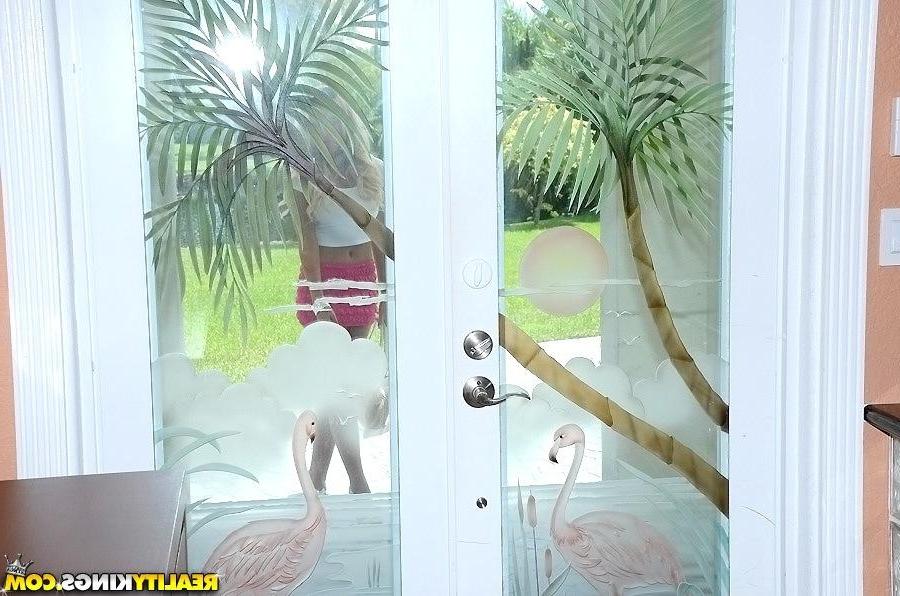 20P Blonde hottie Tucker Starr stops by for a sticky cum fiesta