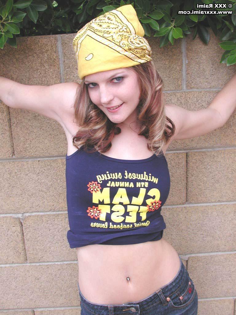 20P Pictures of teen babe XXX Raimi stripping in the back yard
